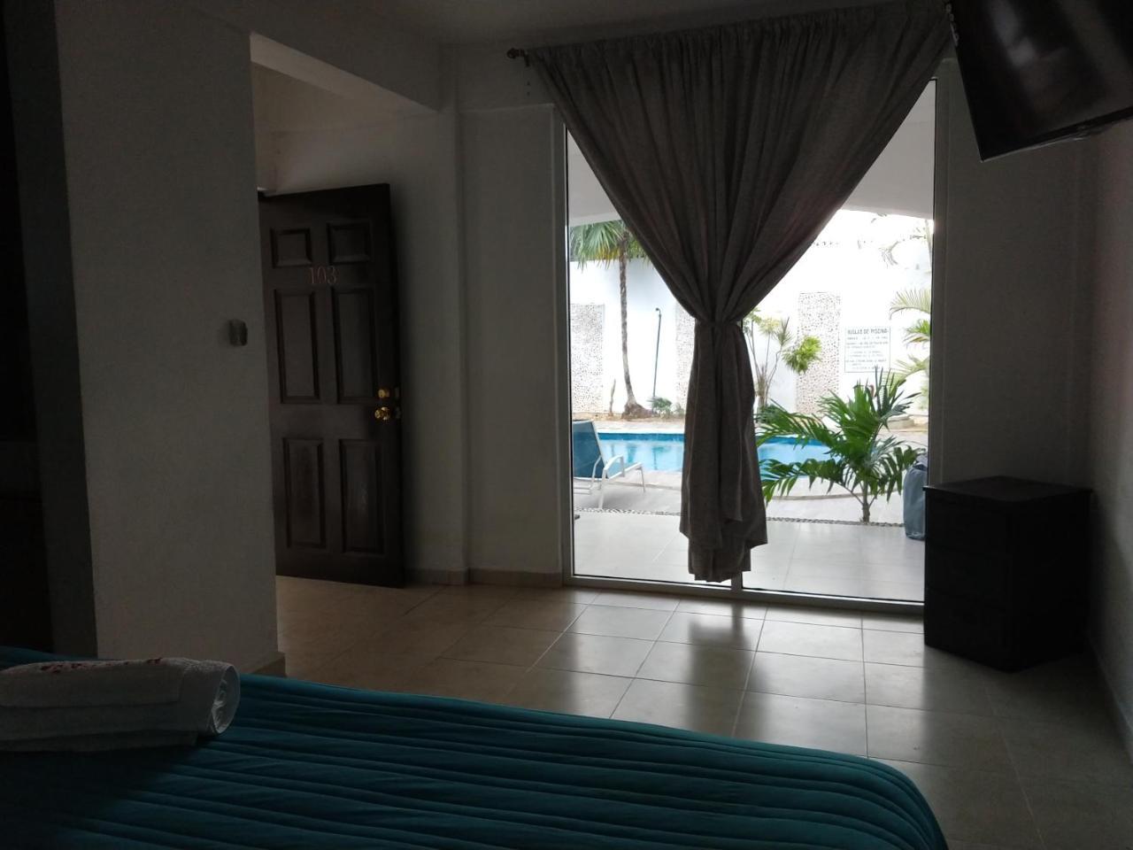 Hotel Espana Chetumal Kültér fotó